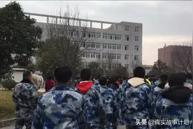 野鸡大学实录：高考后，我上了一所假大学，三年苦读一张假文凭图片