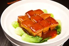 肥而不腻的毛氏红烧肉，是这样做出来的图片