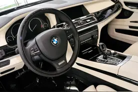 宝马760Li V12施坦威，宝马史上最豪华的内饰，当年售价近320万图片