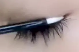 睫毛液可以“促进睫毛生长”？国家药监局：从未批准过此功效图片