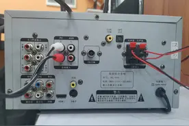 老功放和音响有很多音频接口，哪些适合接蓝牙适配器，用手机放歌图片