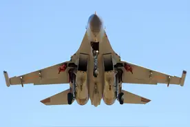 国产重型战斗机的自主之路，沈阳 J-11空中优势战斗机图片