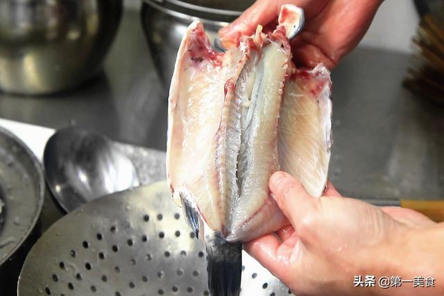 花胶鲫鱼汤 2025年花胶鲫鱼汤的做法