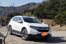 15万买了辆二手低配的本田CRV还以为很英明，网友：怎么想的？图片