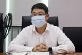 中建三局董事长陈卫国：充分认识在建工地管理的重要性，确保不出现新的输入性病例和聚集性感染图片