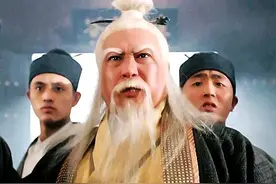 张三丰最强传人，武功天下第一，张无忌也得甘拜下风，书里有暗示图片