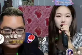 广西两大网红：老肥Pk二胖图片