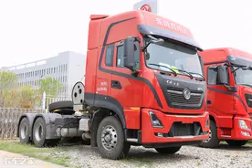 自重仅8.8吨，最大470马力，实拍东风天龙KL国六b燃气车图片