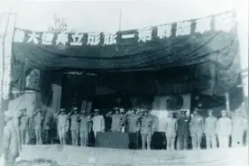 引发众怒！有网友把“伞兵”变成骂人的词，光荣的空降兵不容亵渎图片