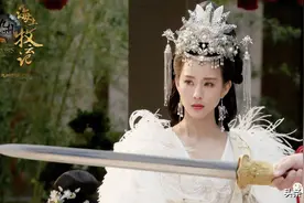 拥有“中国顶级造型师”称号的黄薇，为很多影视贡献了出色的形象图片