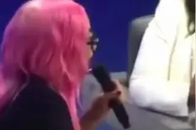 Lady Gaga对话奥普拉：我19岁时被反复性侵！视频封面