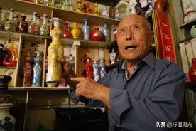 山西8旬老人变废为宝，11年间收集酒瓶1.6万个，担心成了烦心事图片