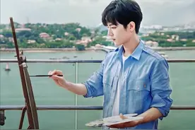 肖战未公开生图，腰围让人羡慕；《光点》吉尼斯认证销售载誉世界图片