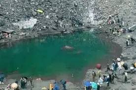 河南一水库，水位一夜退去数百米，专家赶来后发掘出6条“金龙”图片