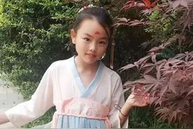 漂亮女孩变“李逵”，妈妈希望有一个“月光宝盒”，让时光倒流图片