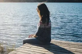 致余生：不抱怨，不解释，不纠缠图片