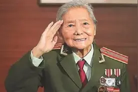 上甘岭坑道唯一女兵，26年后赴美考察被人认出：我曾经是您的俘虏图片