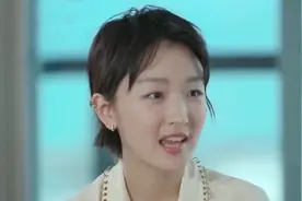 她的背景比“人间富贵花”景甜还硬？图片