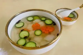 自己在家做鱼丸，做法简单！滑嫩Q弹，无添加无腥味，老少皆宜图片