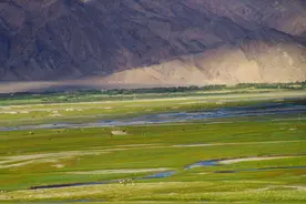 帕米尔高原，高山大川集结的地方，万千美景等你来欣赏图片