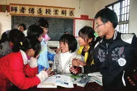 一线教师迎来“新福利”，职称评级看教龄，老师：希望尽快普及图片