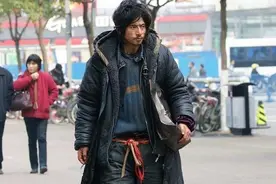 深圳：高冷流浪汉竟是调酒师，多次受助没道过谢，网友：他有点帅图片