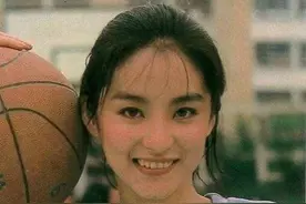 林青霞和秦汉的爱情让人扼腕叹息，结局却无可避免图片