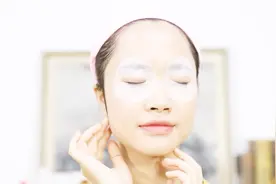 蜗牛精华眼膜贴的正确贴法及按摩手法