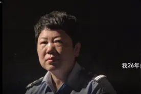 坚守高墙26年的摆渡人图片