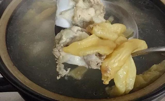 天天喝花胶骨头汤好吗 每天喝花胶汤