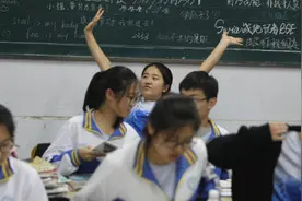 “高中生”和“职高生”的区别，你要了解，三年后差距很大图片