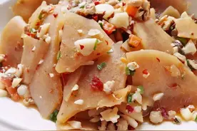 邓超陈赫点了一道柚子皮，网友诧异：这玩意儿还能这么吃？图片