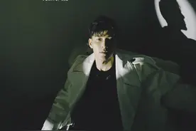 李铢衔James：光芒的尺度图片