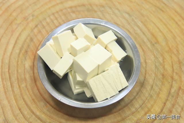 鲫鱼和花胶的做法大全 2026年鲫鱼和花胶的做法大全窍门