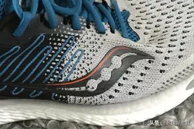 穿了一年亚瑟士，突然换上索康尼，跑了5公里后：差距真大图片