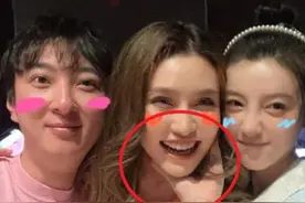 网红雪梨高调感谢王思聪，但在他身边，呆最久的网红是他狗的保姆图片