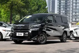 高端豪华大7座，航空座椅霸道内饰，7.1L油耗进口MPV，实拍威尔法图片