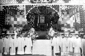 隆裕太后的丧礼-末代皇太后的“国民哀悼会”现场图片