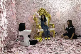 随意打砸、宣泄有理！贵阳悄然兴起的减压馆，你试过没？图片