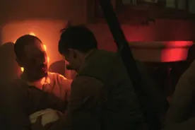 猎狼者：盗猎团伙的不同结局，刀子不想做狼子，老六险成大赢家图片