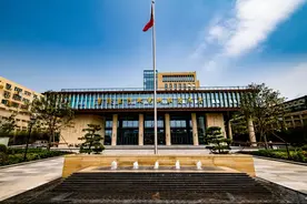一站式精细化、精准化服务！李沧区行政审批服务新大厅正式开门纳客图片