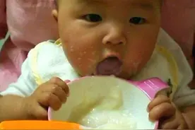 第一口辅食：小米粉大学问，添加不对处处掉坑，这些误区你中过吗图片