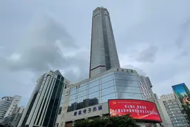 晃动深圳赛格大厦需要多少个胖子图片