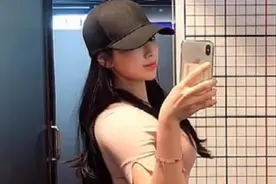 48岁朴珠美认爱20岁鲜肉！肤白貌美身材傲人，男方还是闺蜜的儿子图片