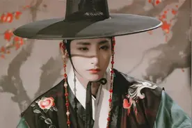 那些适合带入小说里的长相图片