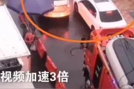 消防车持续鸣笛私家车却迟迟不避让！深圳这两位司机被交警处罚了图片