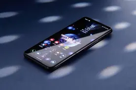 3999起！ROG游戏手机5发布：骁龙888+144Hz刷新图片