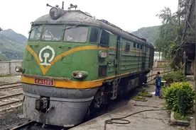 去越西，运转成昆线，寻觅“老东风”图片
