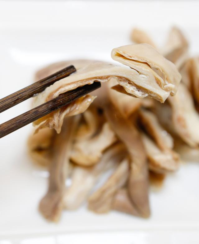 花胶猪肚的功效与作用及食用方法 2026年花胶猪肚的功效与作用及食用方