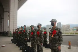 好男儿当兵去！福建各地欢送新兵入伍图片